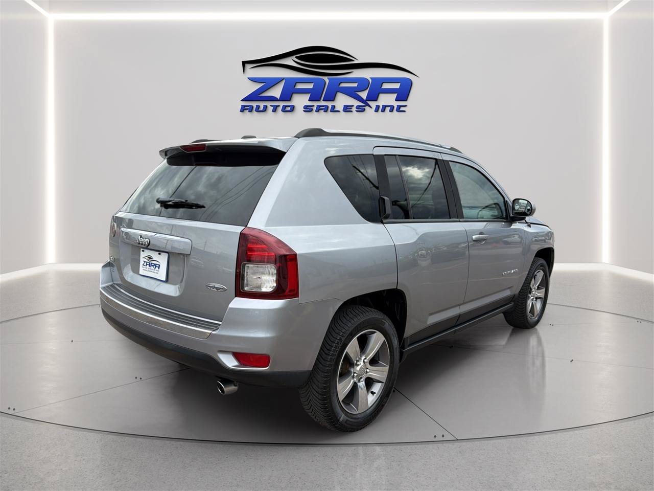 Used 2016 Jeep Compass High Altitude AWD/4WD image 7