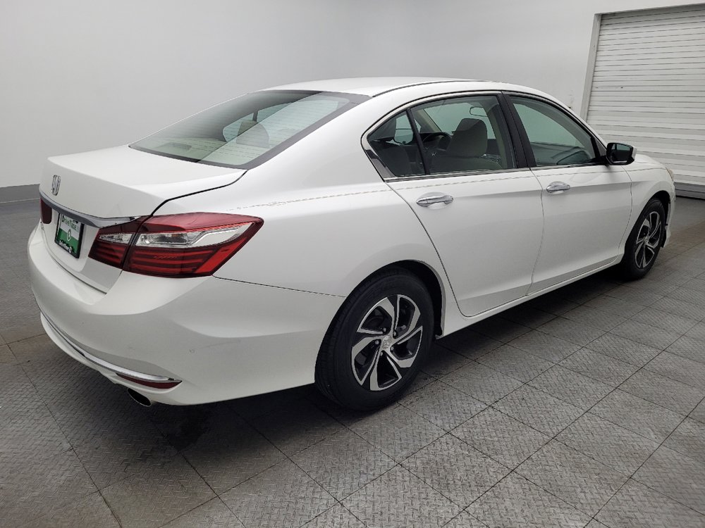 Used 2016 Honda Accord LX image 9
