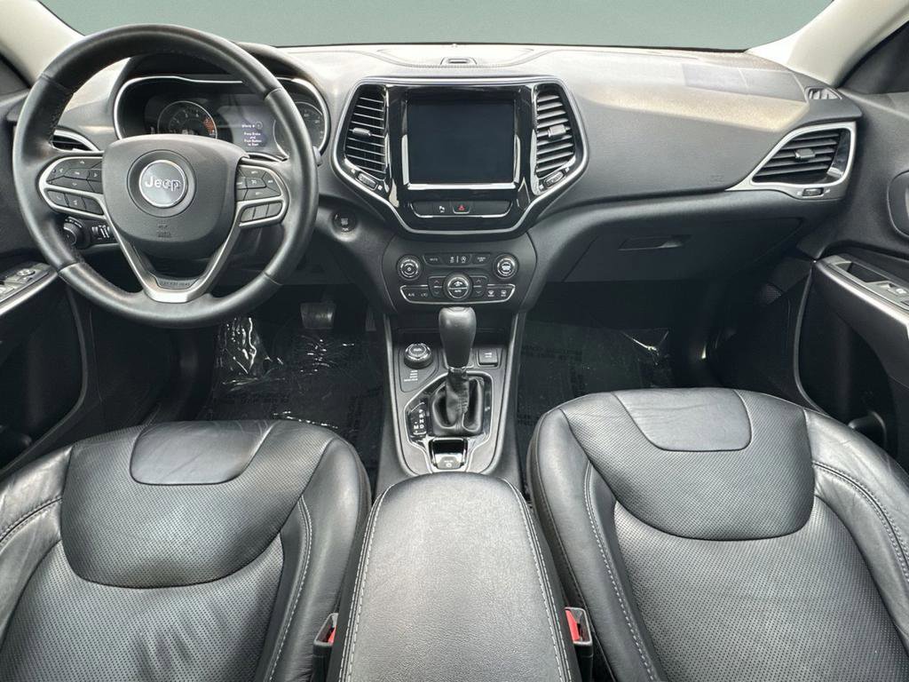 Used 2019 Jeep Cherokee Limited image 29