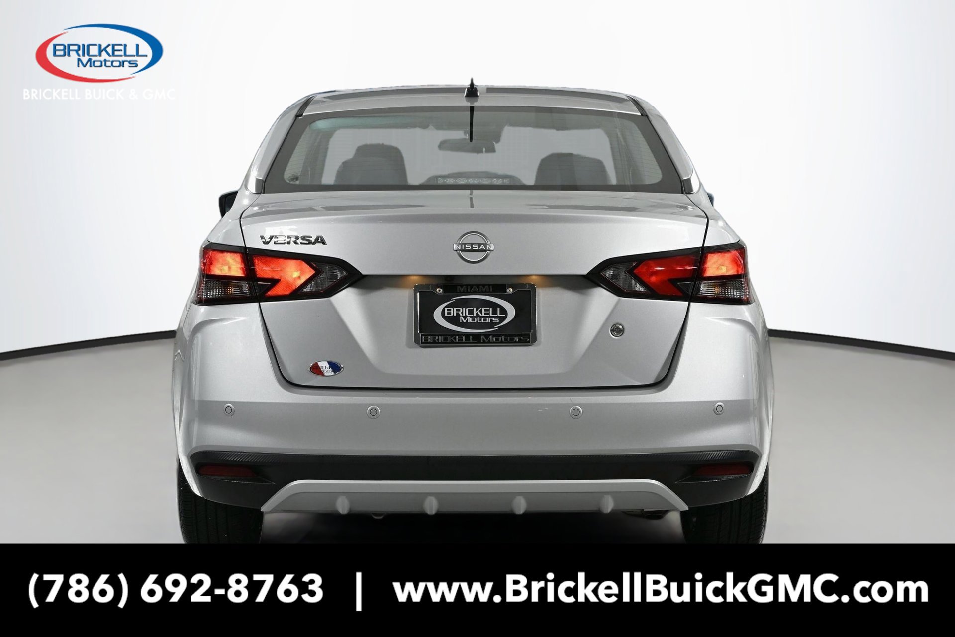 Used 2024 Nissan Versa S w/ S Plus Package FWD image 4