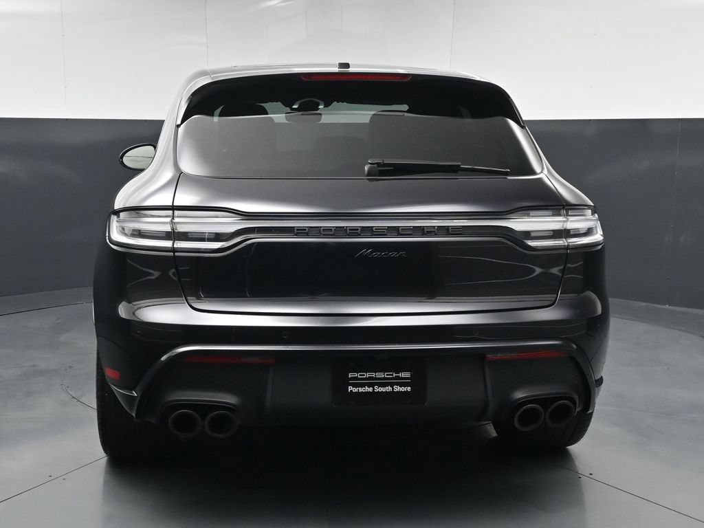Certified 2025 Porsche Macan AWD/4WD image 11