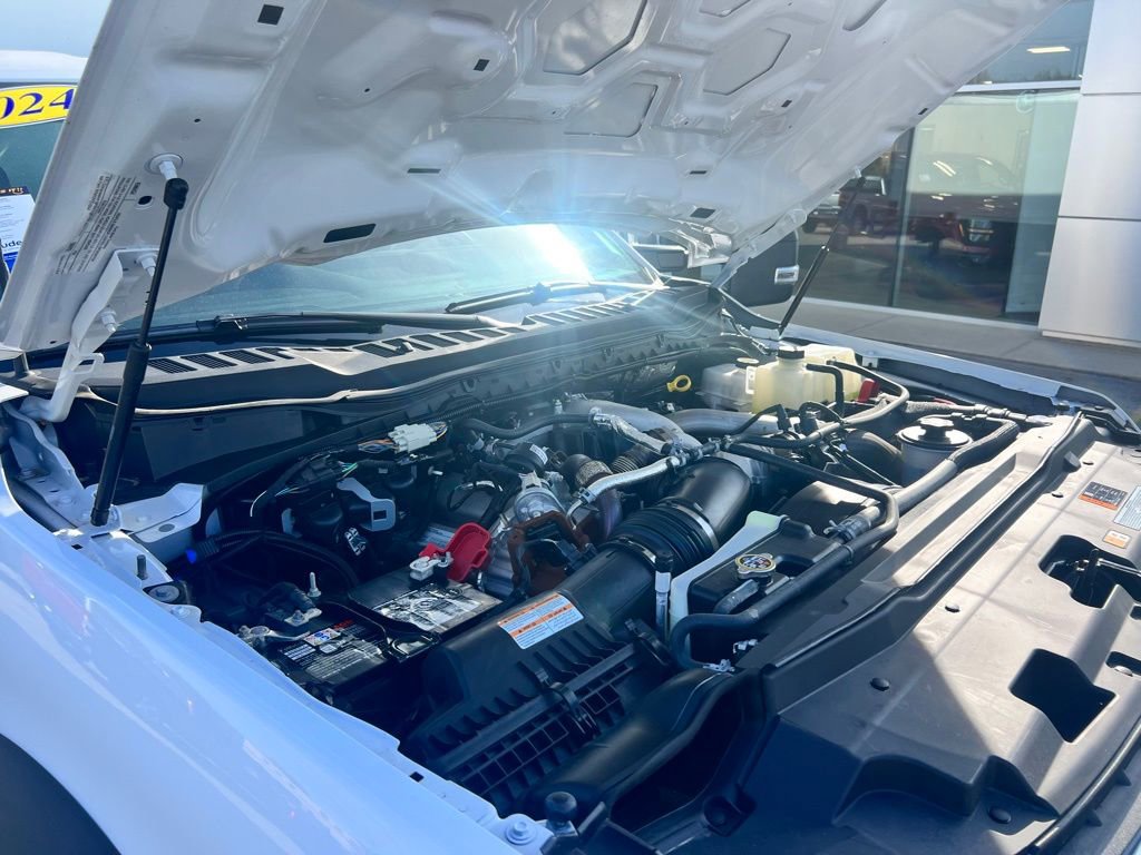 Used 2024 Ford F550 XL image 34