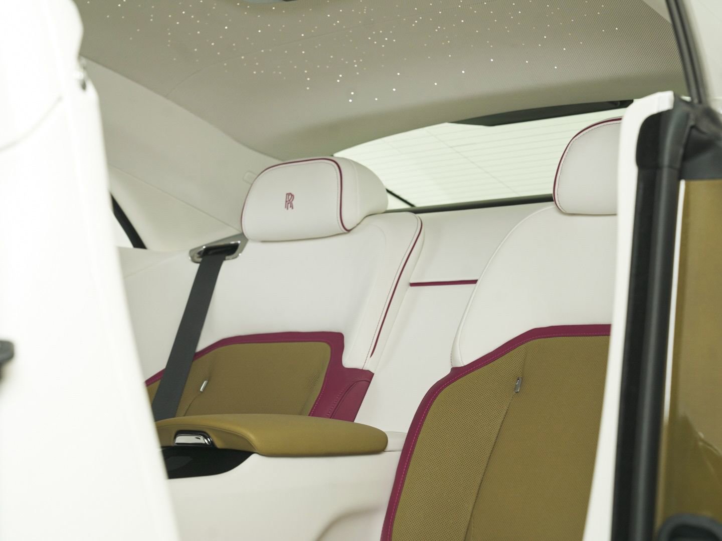 Certified 2024 Rolls-Royce Spectre w/ Spectre Launch Package image 41