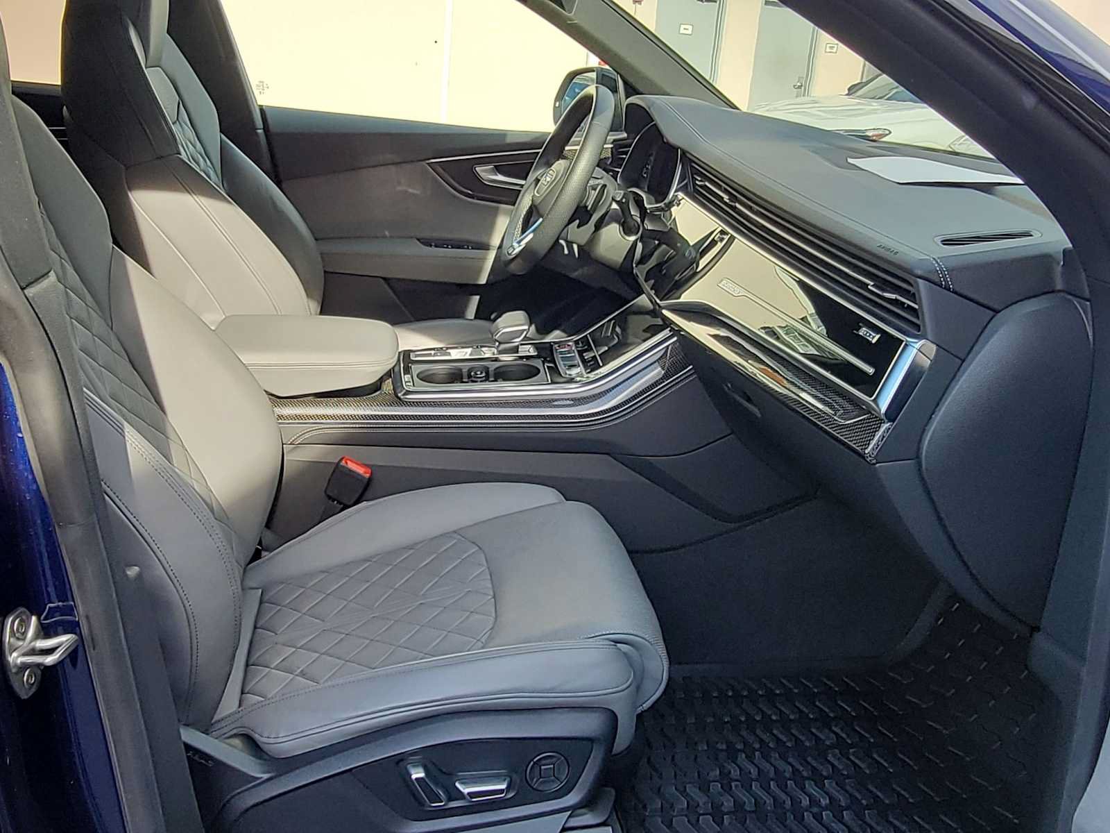 Certified 2023 Audi SQ8 Premium Plus w/ Executive Package AWD/4WD image 20