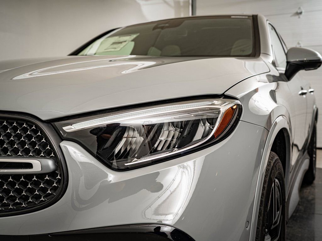 New 2026 Mercedes-Benz GLC 300 4MATIC image 16