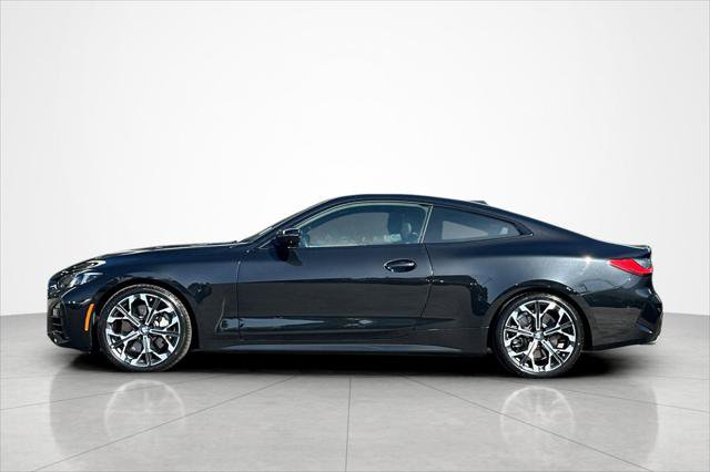 Used 2025 BMW 430i Coupe w/ M Sport Package RWD image 2