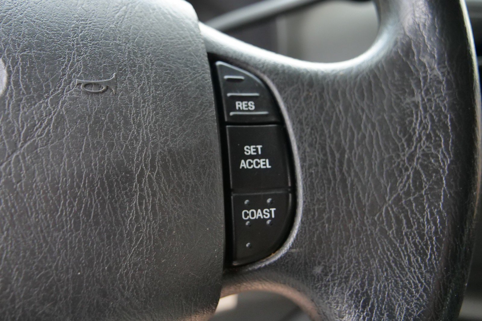 Used 2010 Ford E-250 and Econoline 250 Extended RWD image 22