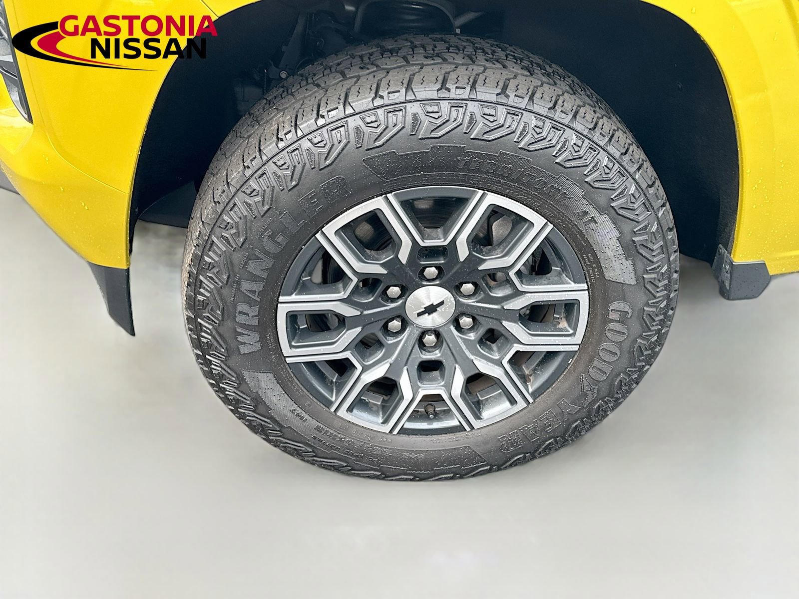 Used 2023 Chevrolet Colorado Z71 w/ Z71 Convenience Package 2 image 38