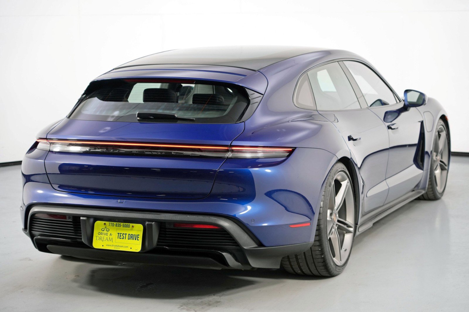Used 2023 Porsche Taycan GTS AWD/4WD image 54