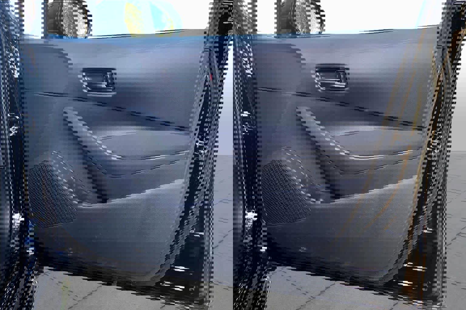 Certified 2025 Toyota Corolla LE image 21