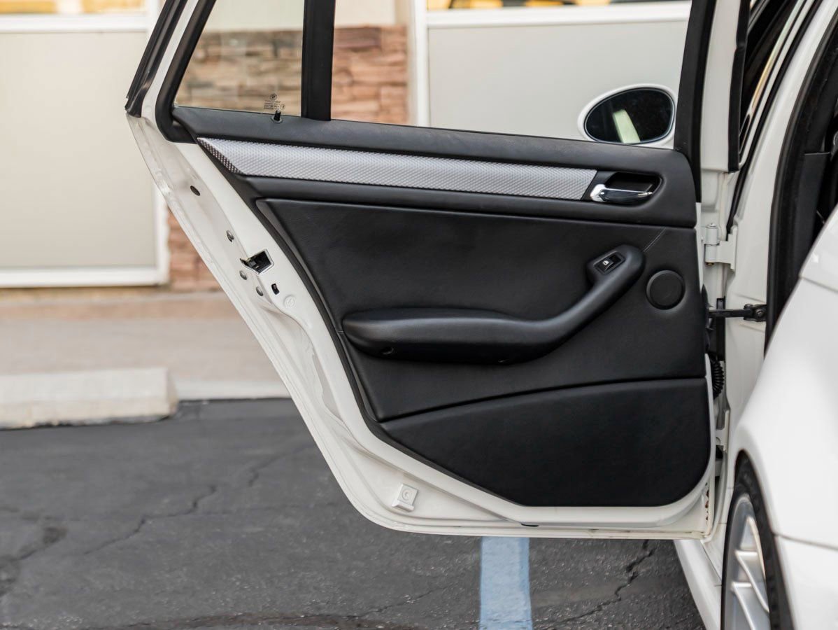 Used 2002 BMW 325i Wagon image 19