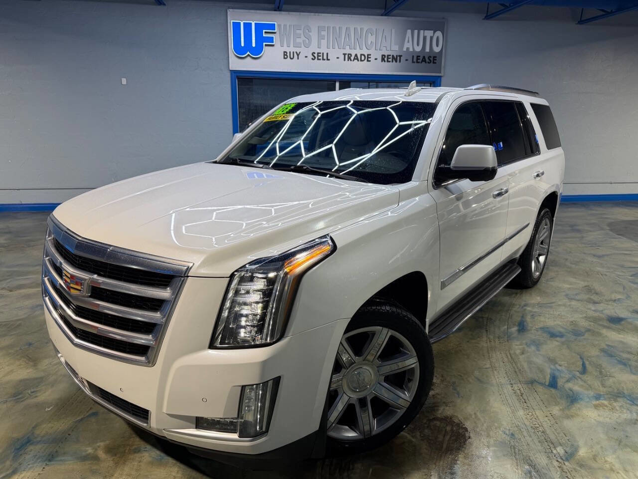 Used 2016 Cadillac Escalade Premium image 1