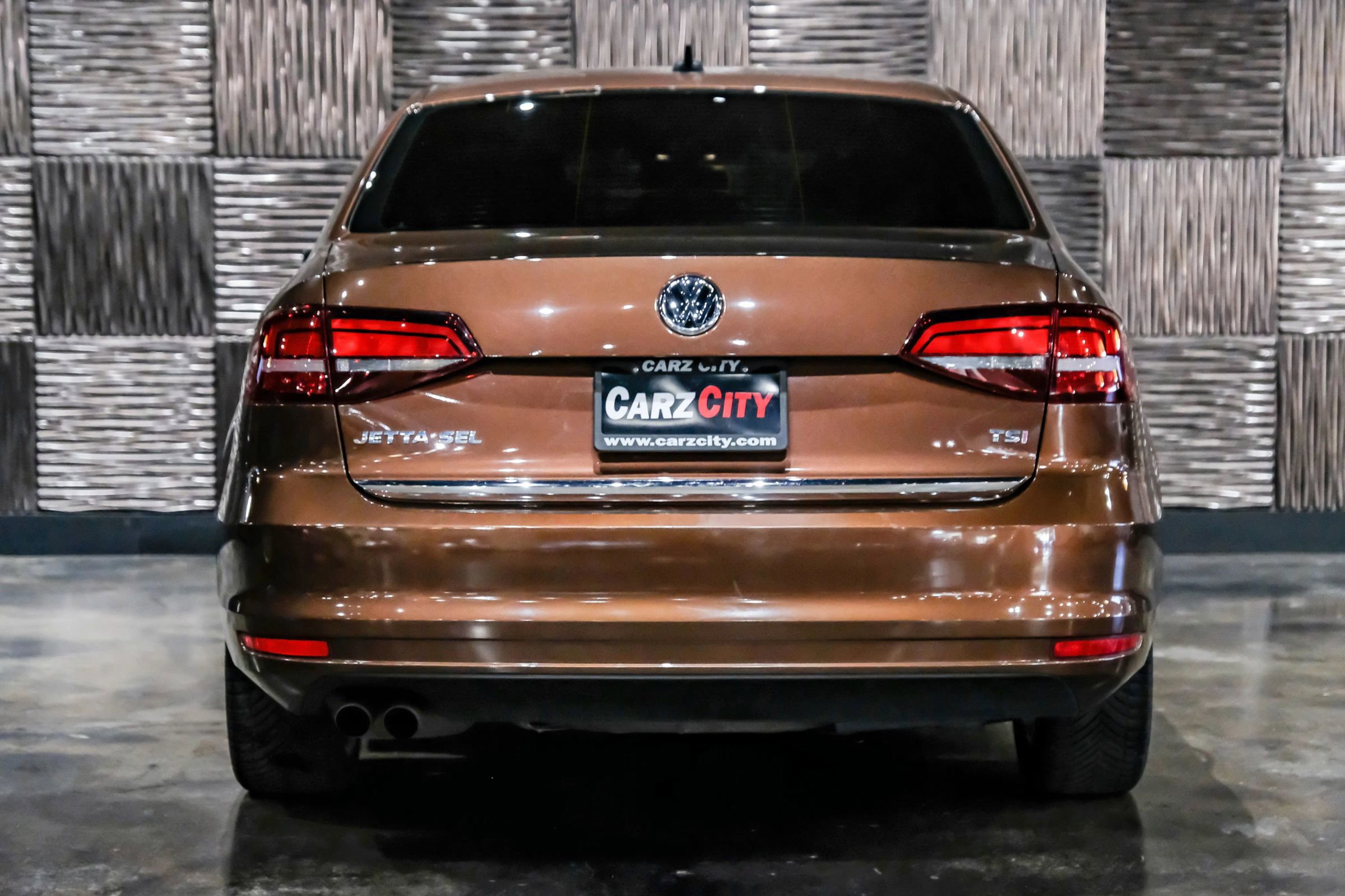 Used 2017 Volkswagen Jetta SEL FWD image 10