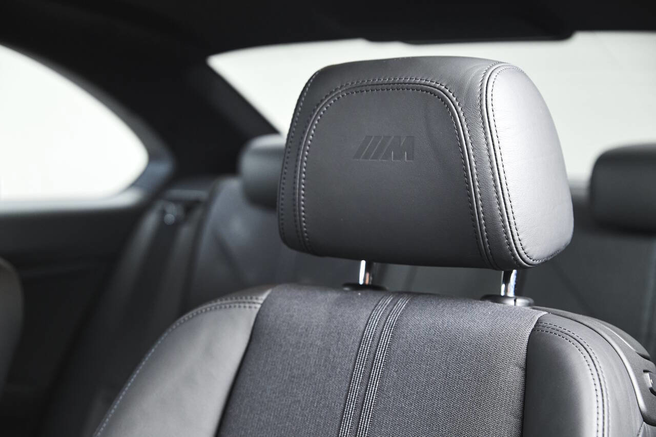 Used 2013 BMW M3 Coupe image 60