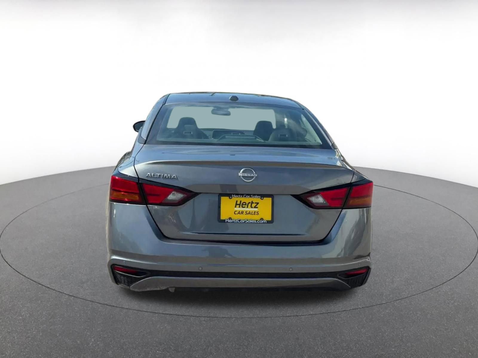 Used 2025 Nissan Altima 2.5 SV FWD image 12
