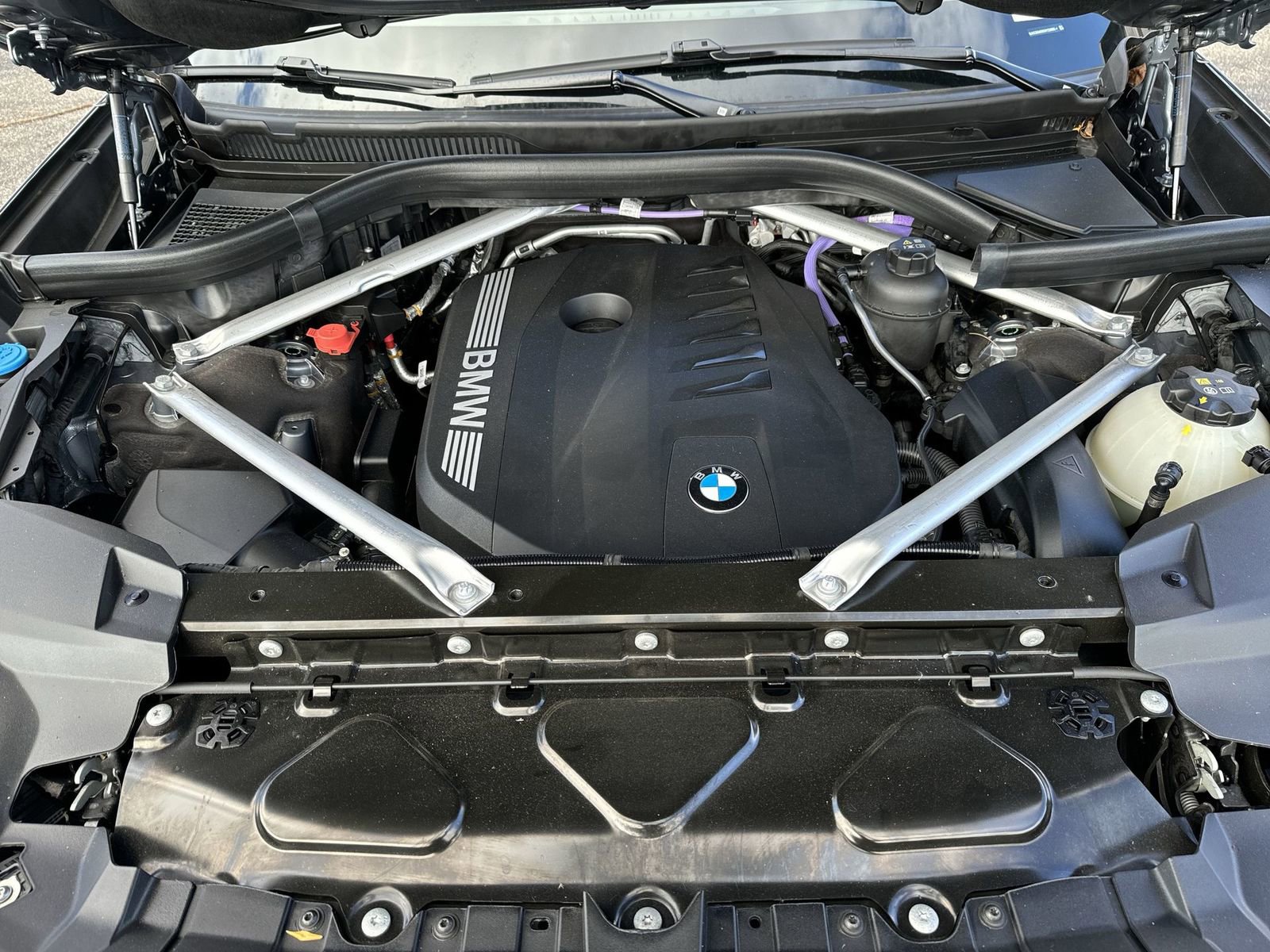 Used 2025 BMW X7 xDrive40i image 27