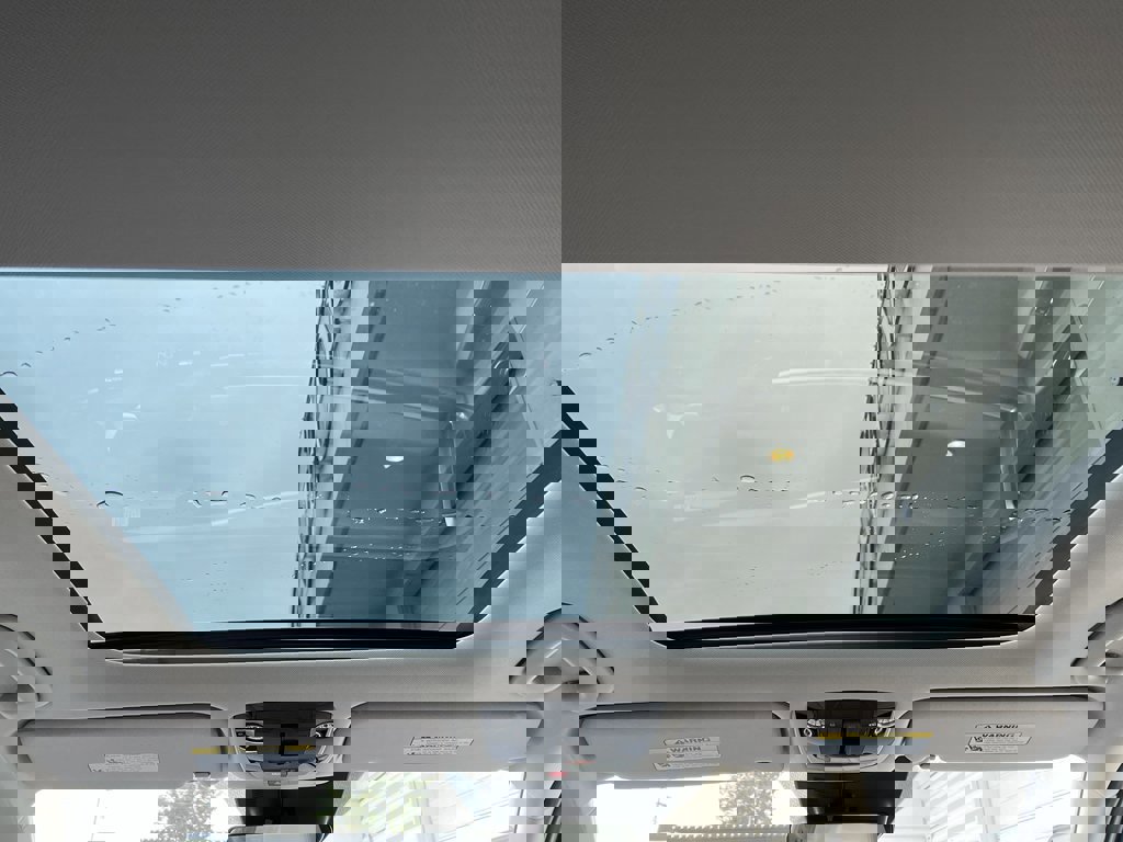 New 2026 Kia Sorento S w/ S Panoramic Sunroof Package image 18