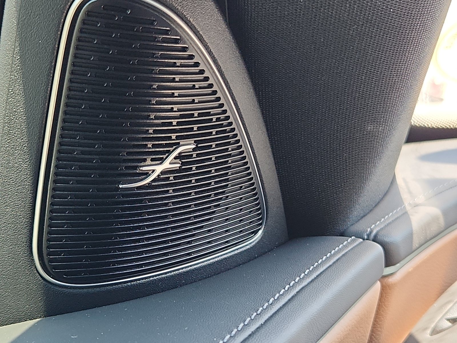 Used 2024 Mercedes-Benz E 350 4MATIC Sedan image 25