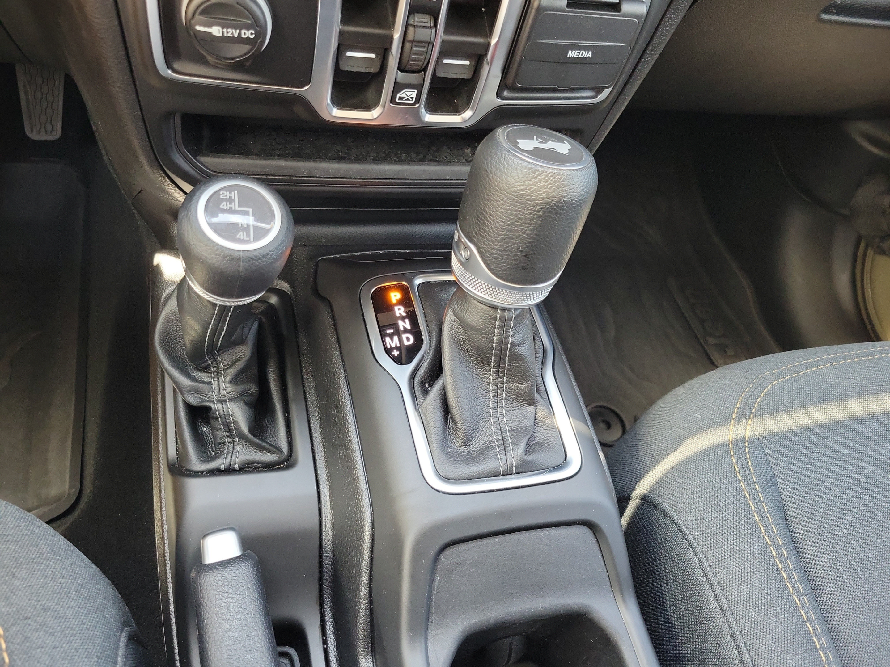 Used 2026 Jeep Wrangler Unlimited Sport AWD/4WD image 30