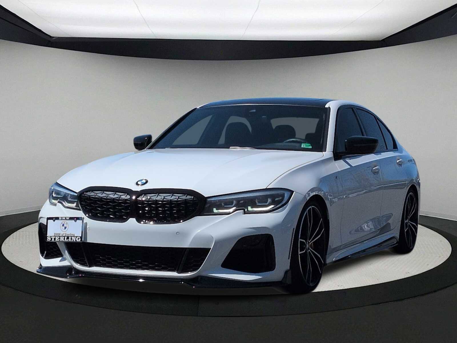 Used 2021 BMW M340i xDrive w/ Driving Assistance Package AWD/4WD image 4