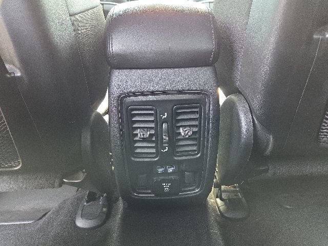 Used 2019 Jeep Grand Cherokee Limited AWD/4WD image 22