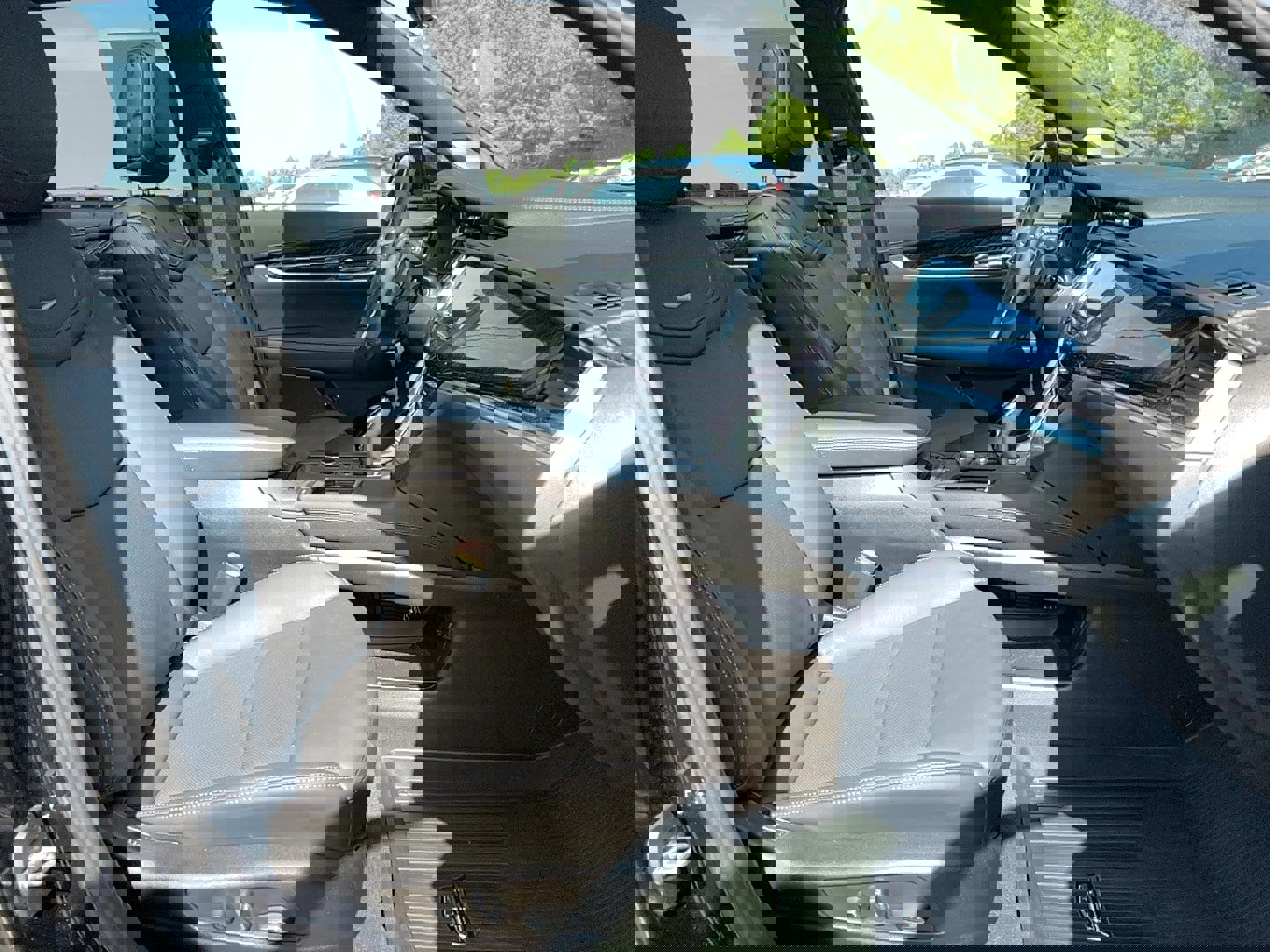 Used 2024 Cadillac XT6 Premium Luxury w/ Technology Package image 25