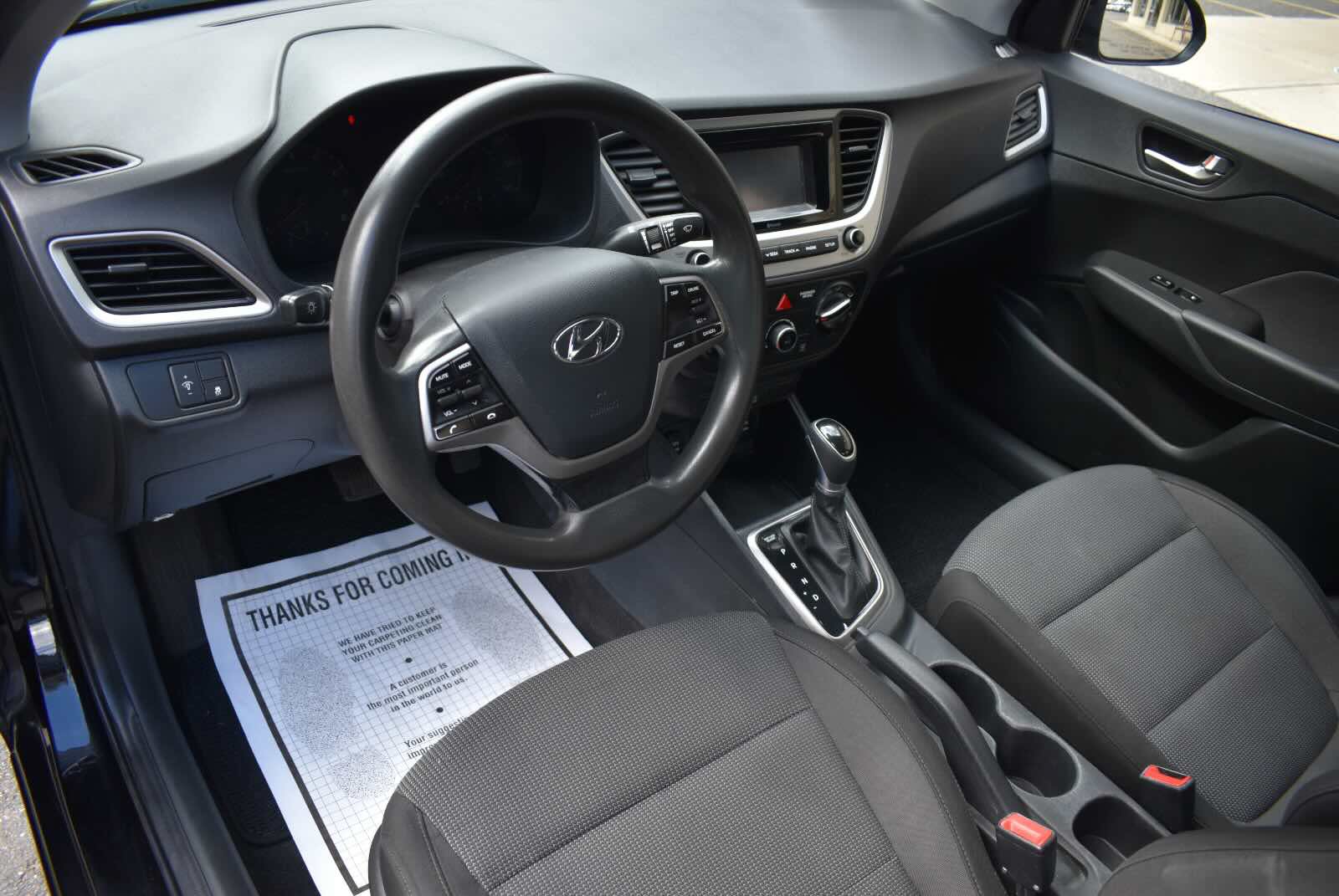 Used 2020 Hyundai Accent SE FWD image 11
