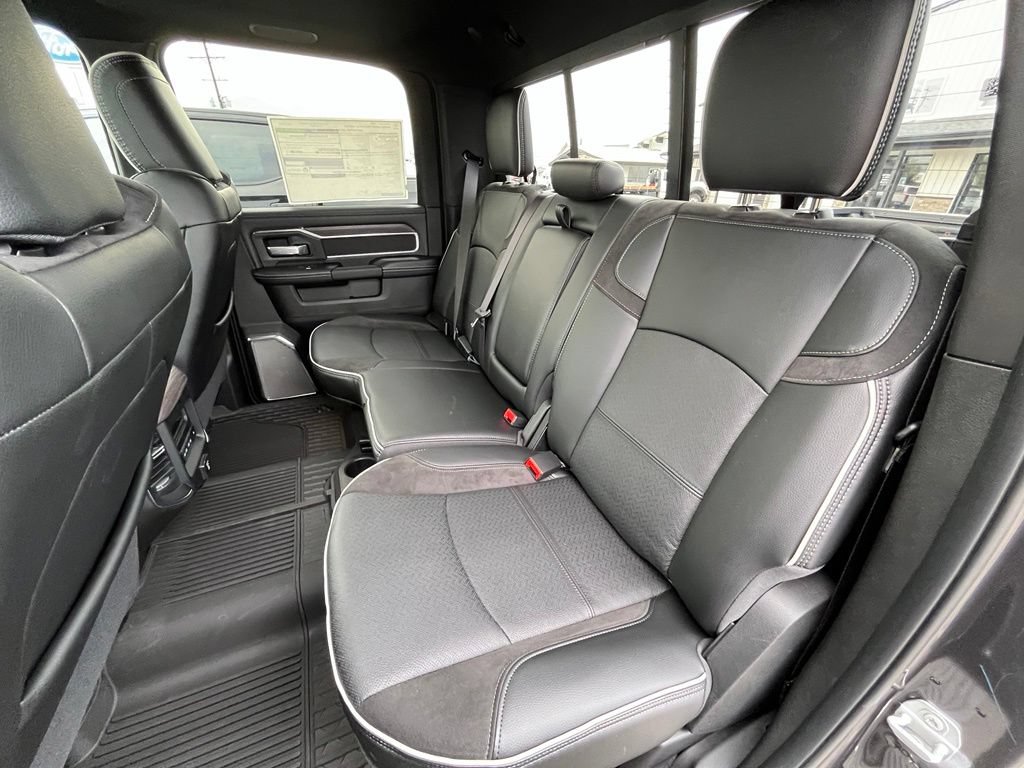 New 2026 RAM 3500 Laramie AWD/4WD image 14