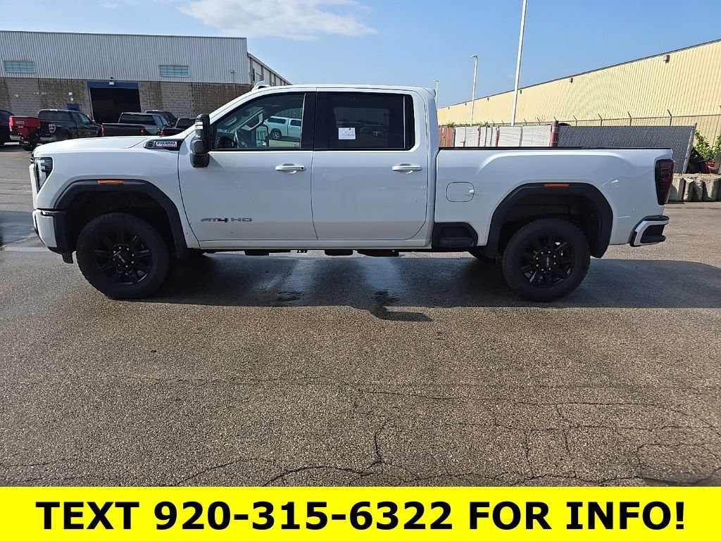 Used 2026 GMC Sierra 2500 AT4 w/ Technology Package AWD/4WD image 3