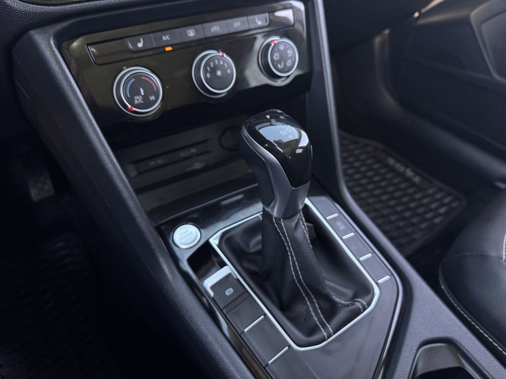 Used 2023 Volkswagen Taos SE image 19