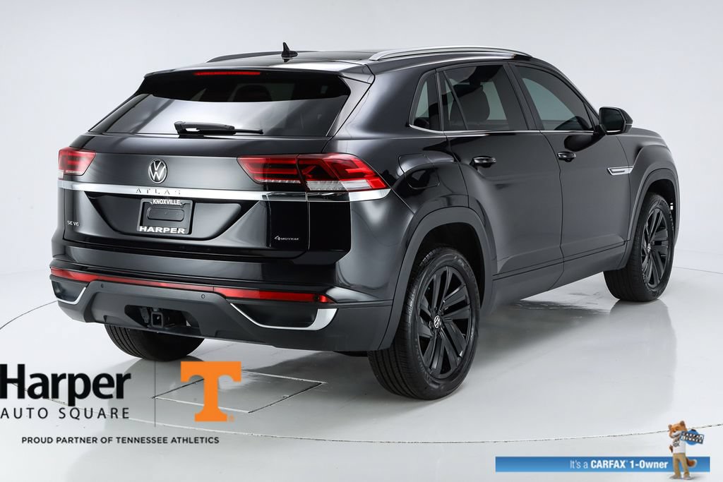 Used 2023 Volkswagen Atlas Cross Sport SE w/ Panoramic Sunroof Package AWD/4WD image 9