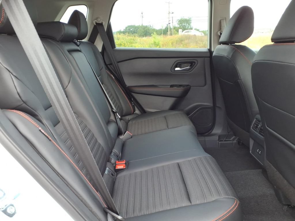 New 2026 Nissan Rogue SV AWD/4WD image 8