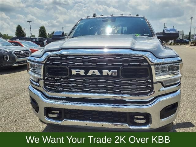 Used 2022 RAM 3500 Limited image 9