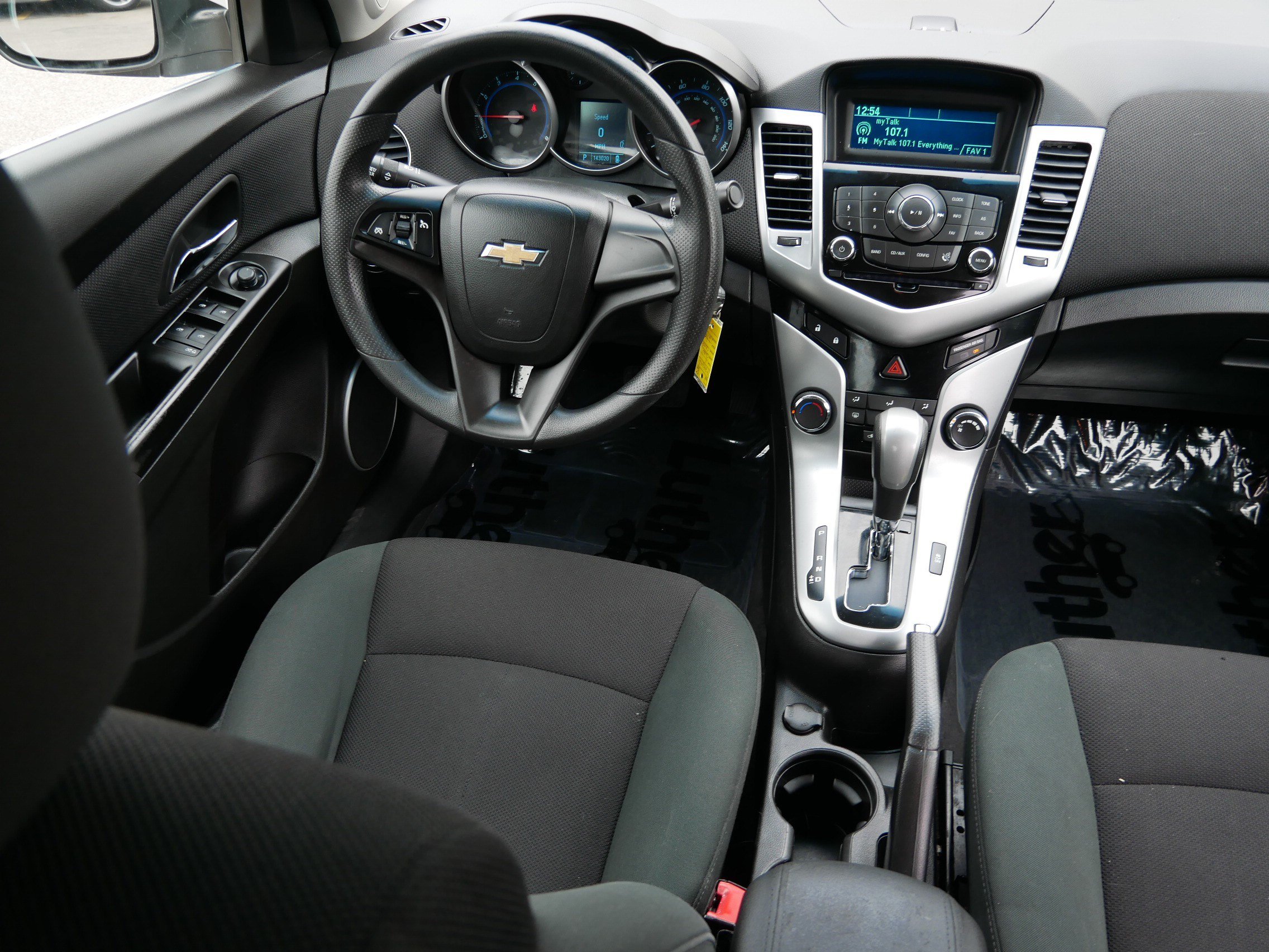Used 2011 Chevrolet Cruze LT FWD image 9