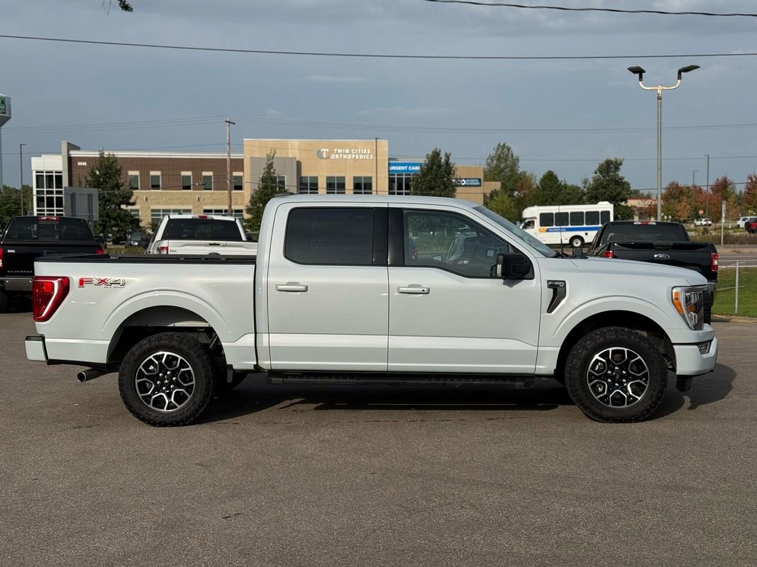 Used 2022 Ford F150 XLT w/ Equipment Group 302A High image 9