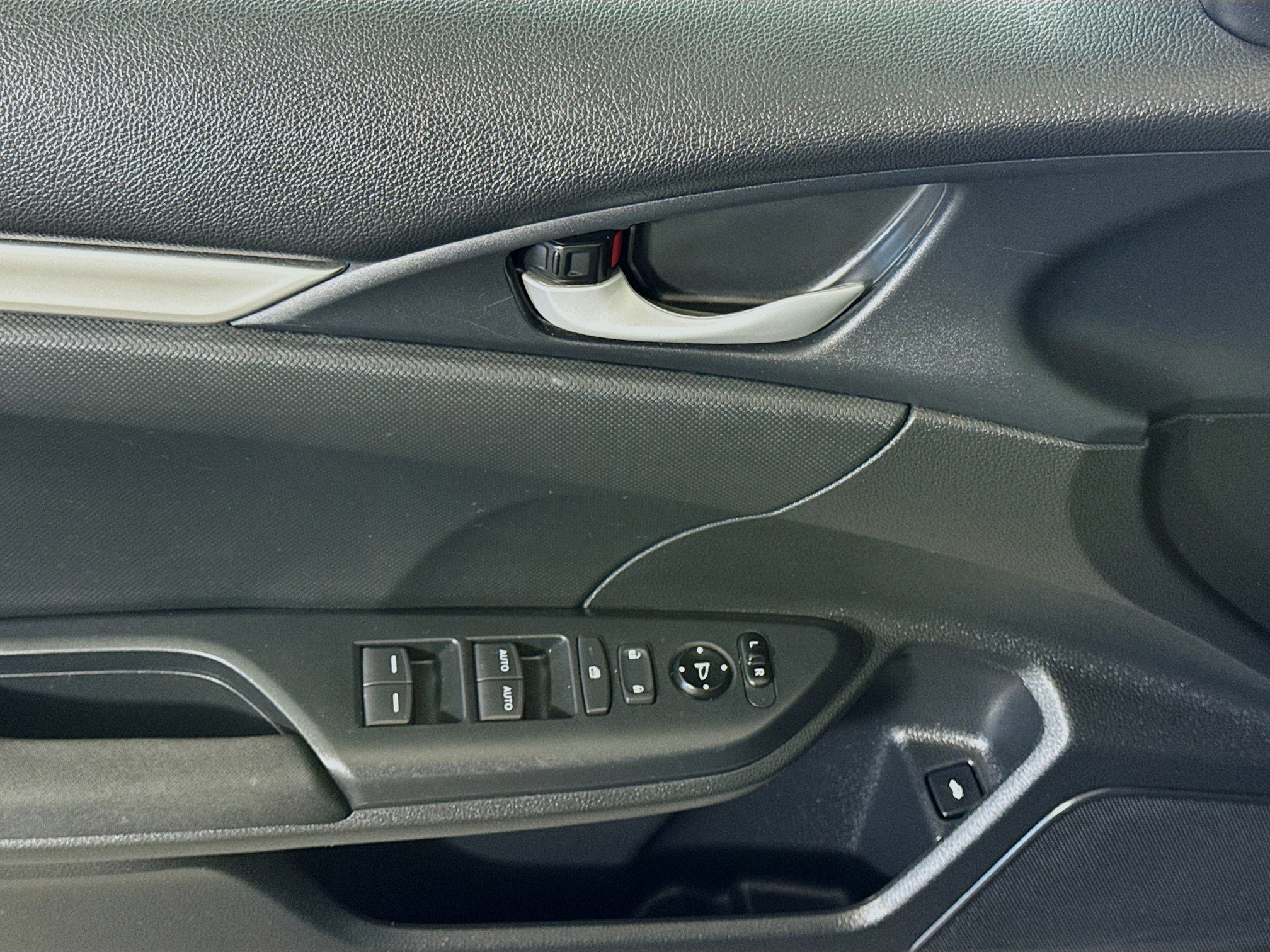 Used 2020 Honda Civic LX image 23