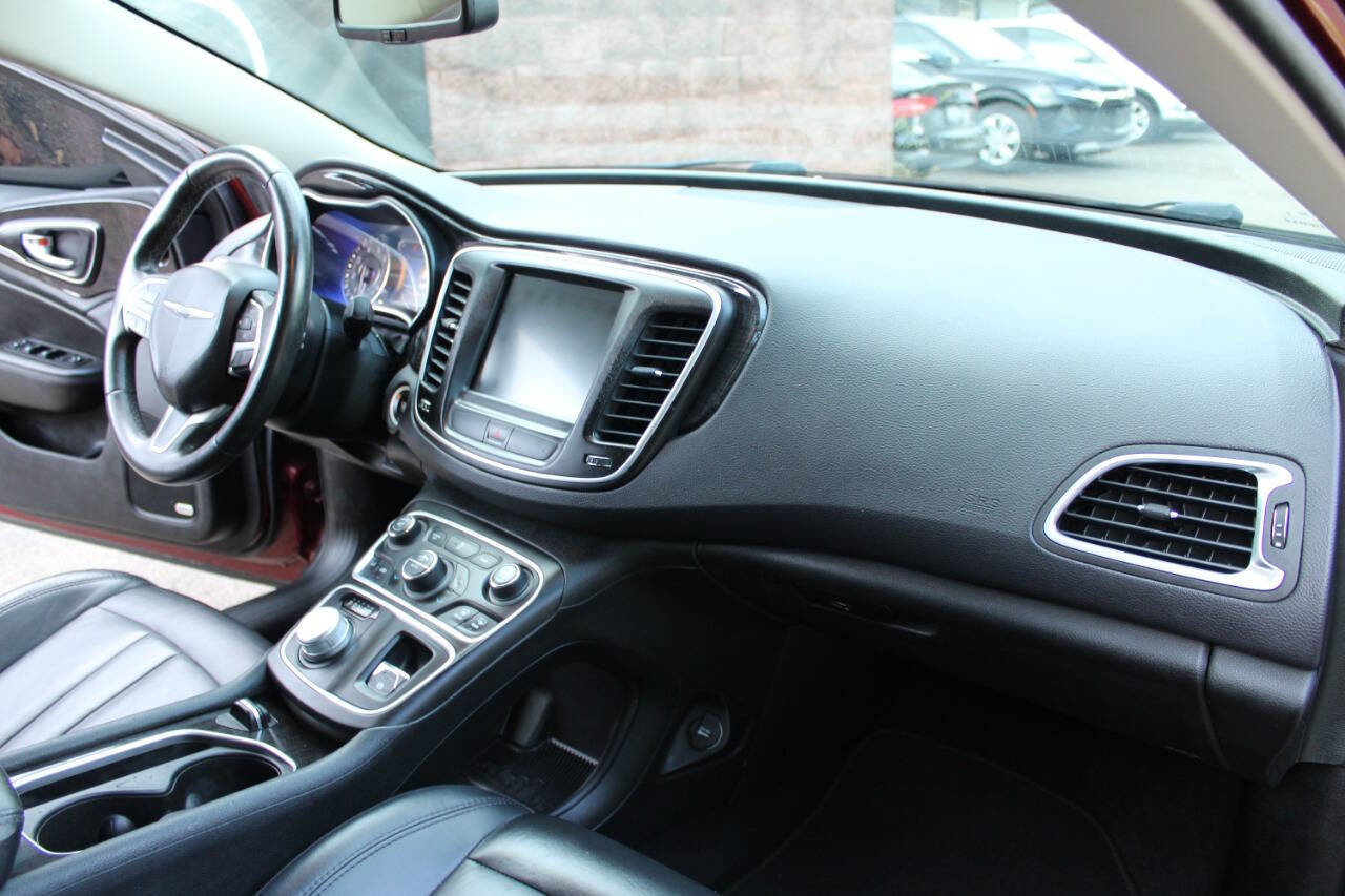 Used 2015 Chrysler 200 C w/ Navigation & Sound Group I image 13