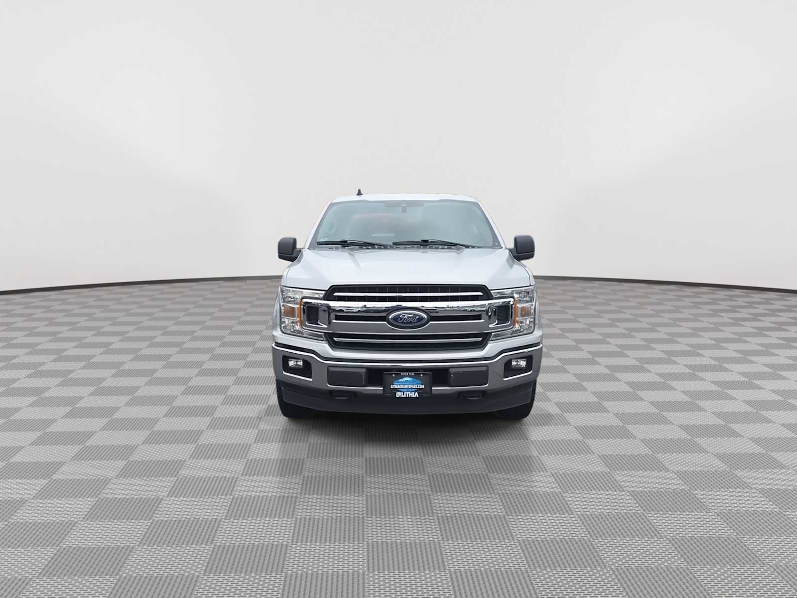 Used 2019 Ford F150 XLT w/ Trailer Tow Package AWD/4WD image 3