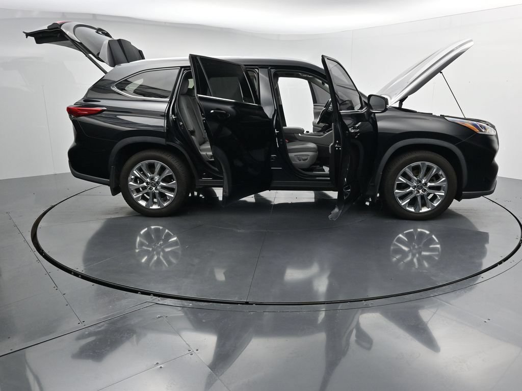 Used 2020 Toyota Highlander Limited AWD/4WD image 44