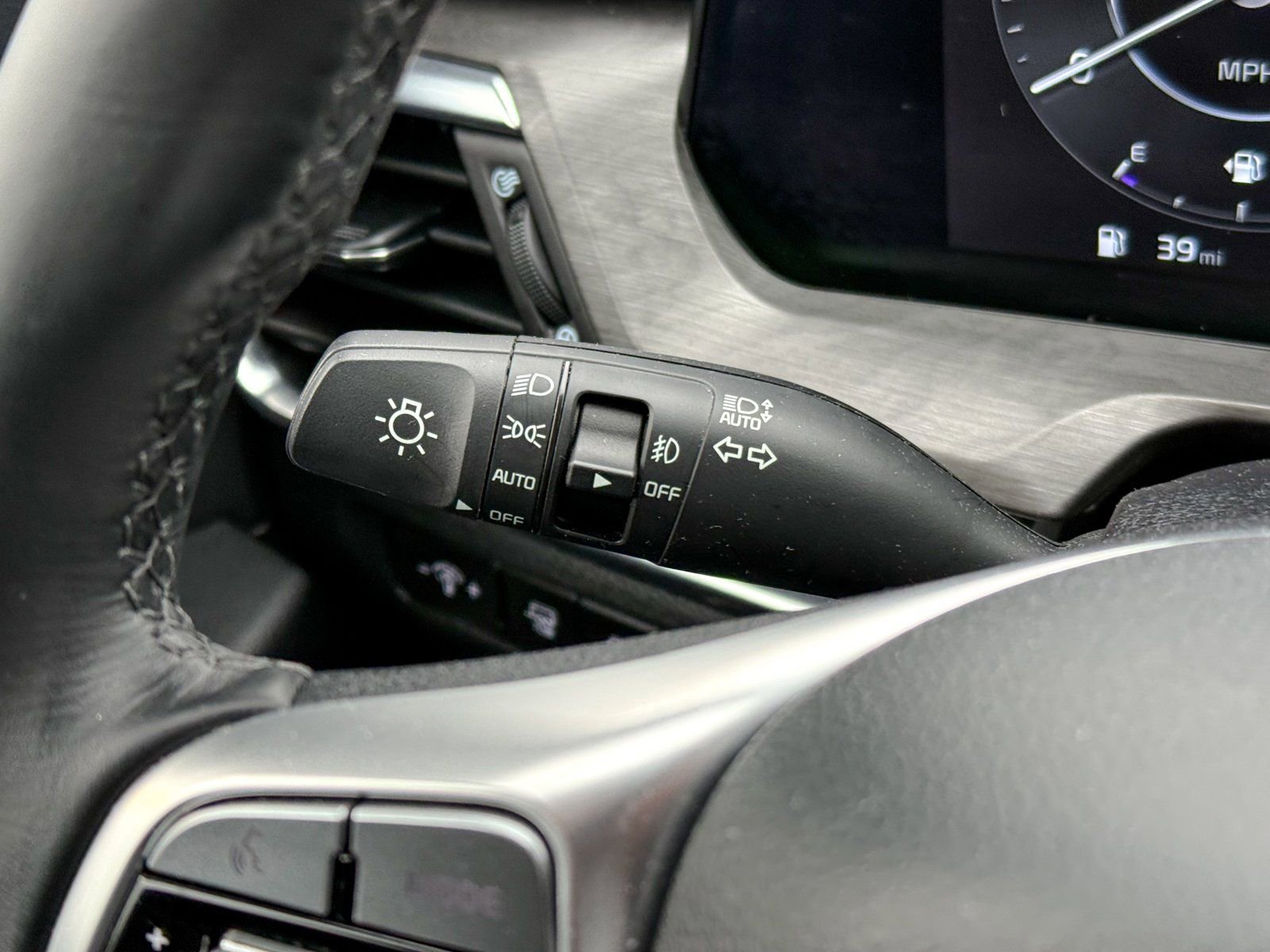 Used 2025 Kia Telluride SX Prestige X-Line image 31