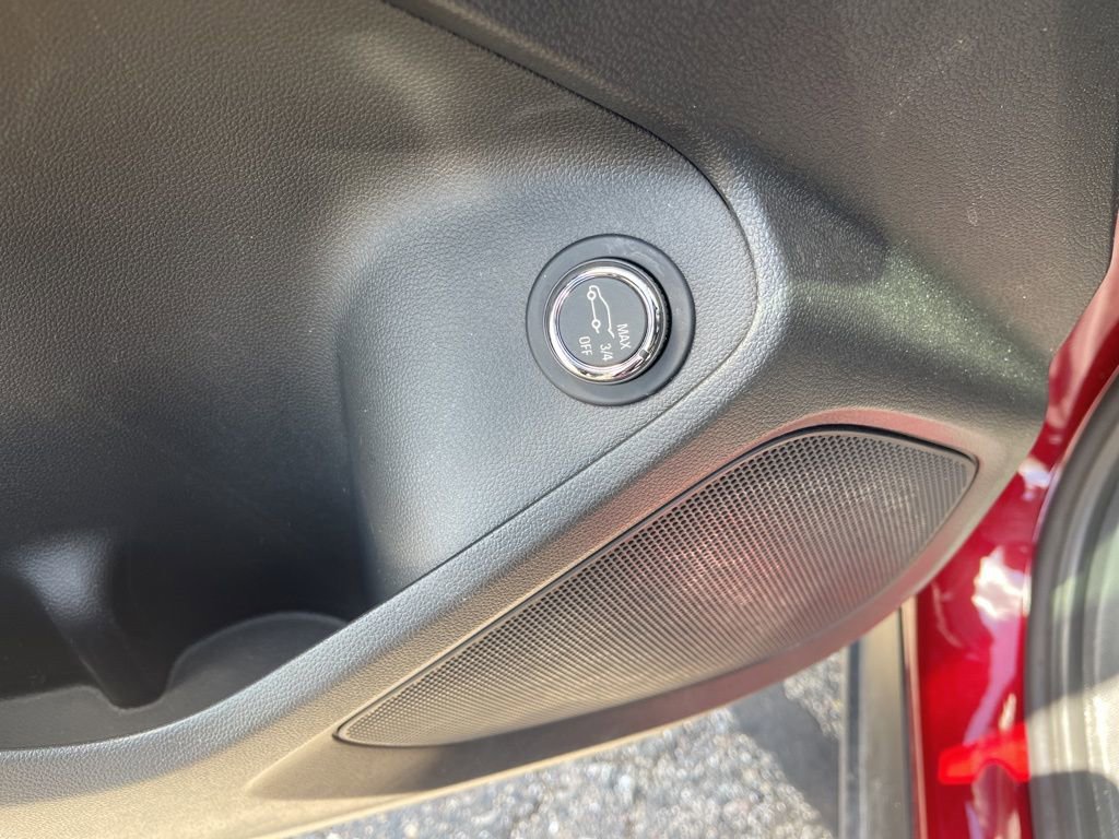 Used 2024 Chevrolet TrailBlazer RS w/ Convenience Package image 20