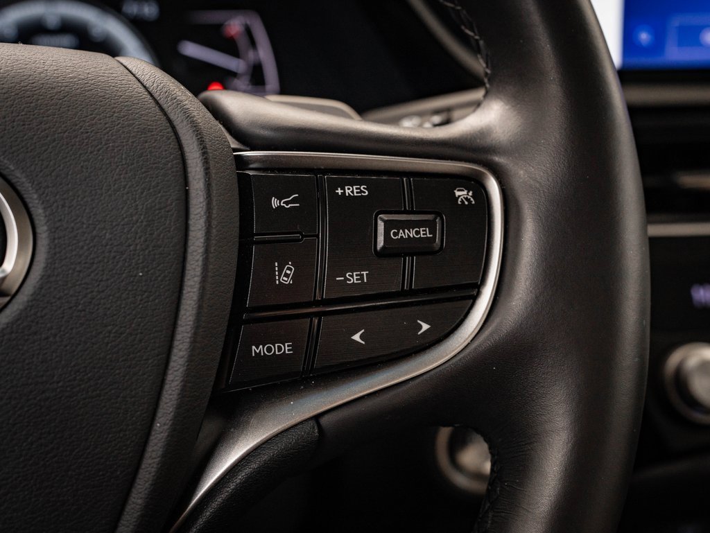 Certified 2023 Lexus ES 250 w/ Premium Package image 28