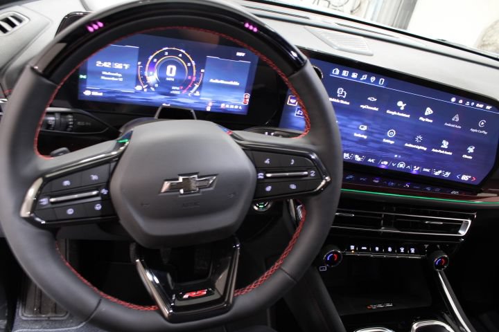 New 2026 Chevrolet Traverse RS FWD image 23
