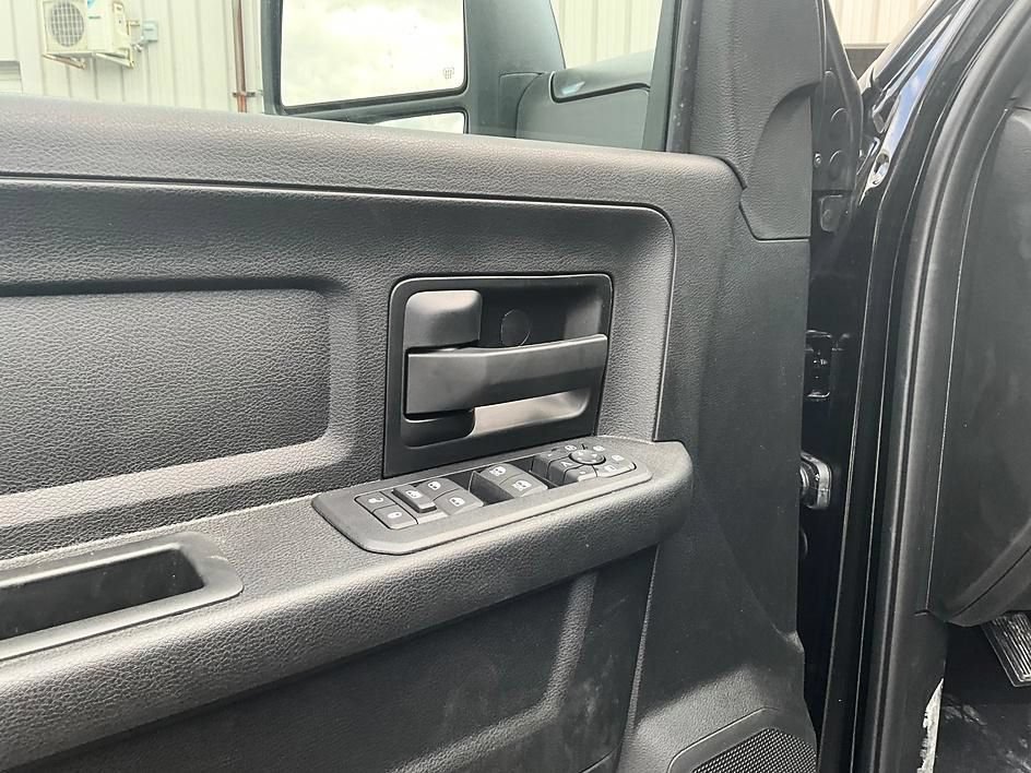 New 2026 RAM 2500 Warlock AWD/4WD image 12