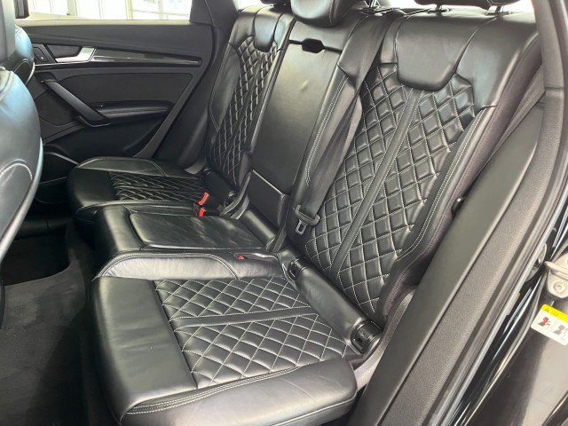Used 2018 Audi SQ5 Premium Plus AWD/4WD image 30