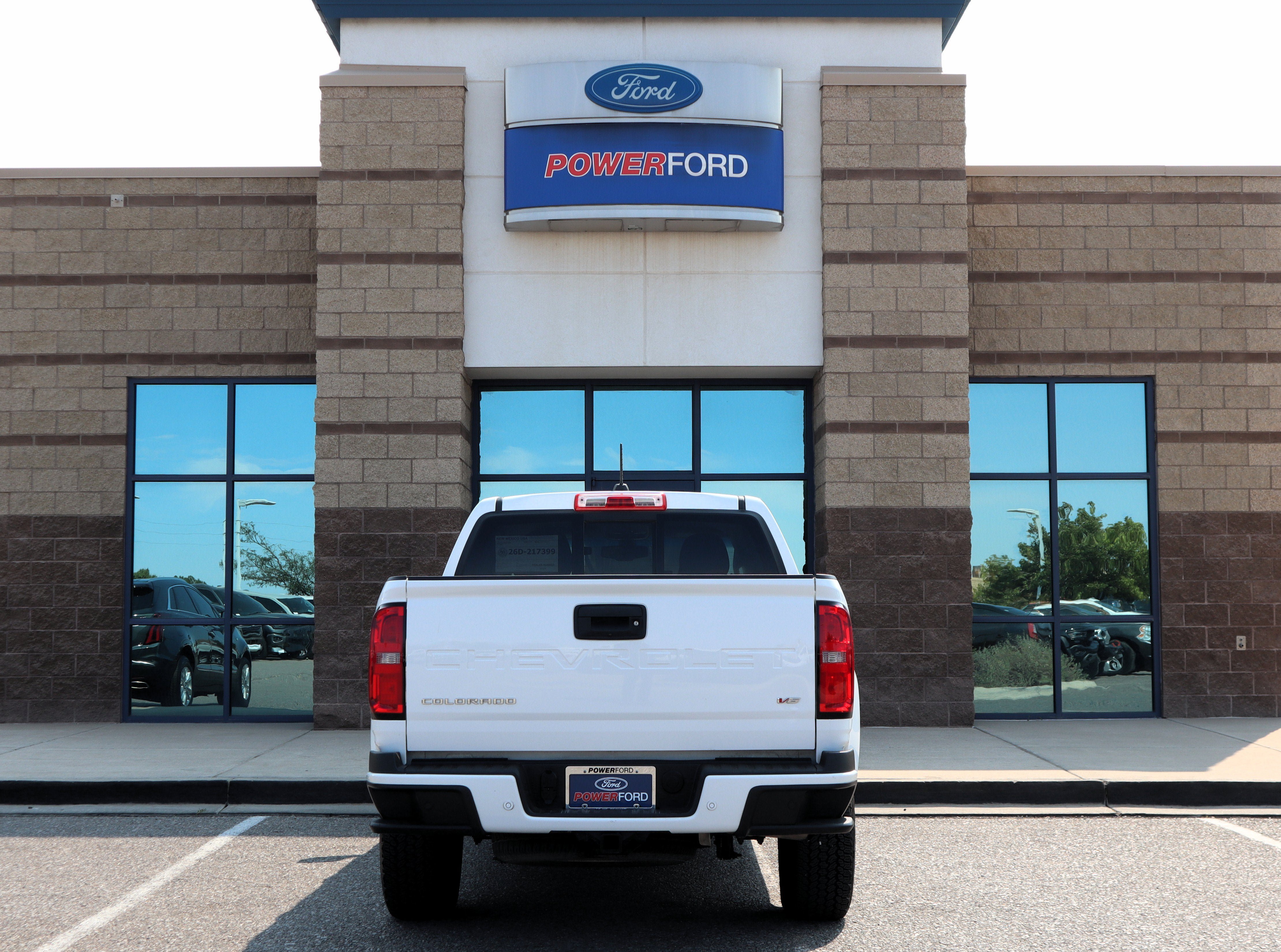 Used 2022 Chevrolet Colorado Z71 AWD/4WD image 7