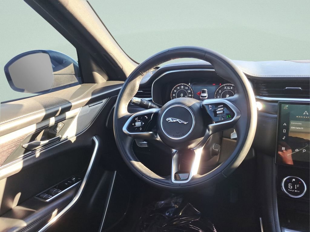 Used 2021 Jaguar F-PACE S image 15