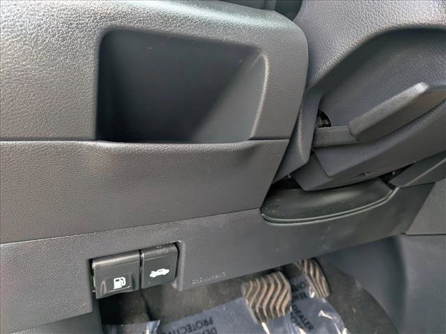 Used 2020 Nissan Kicks SR w/ SR Premium Package image 17