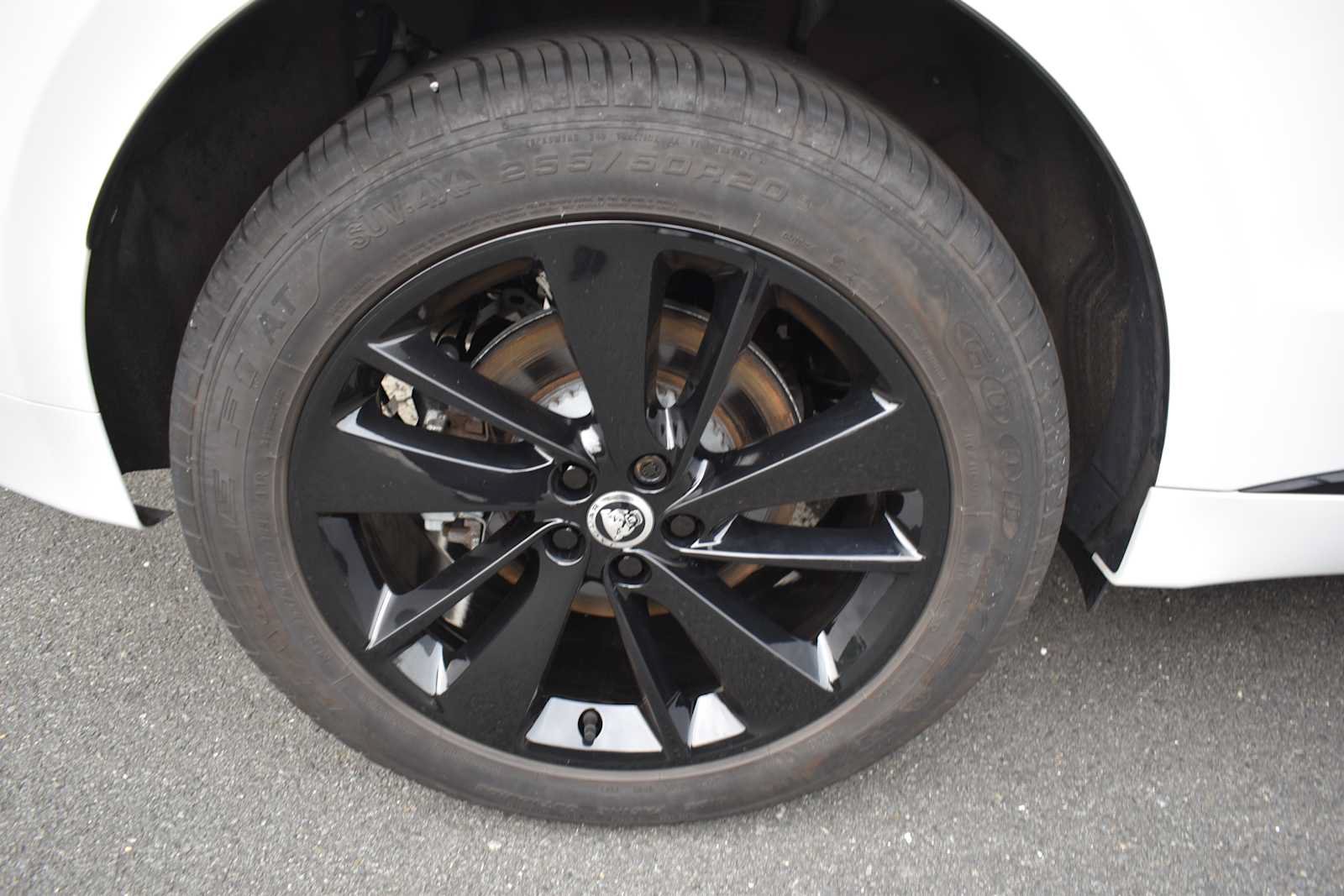 Used 2024 Jaguar F-PACE R-Dynamic S AWD/4WD image 18