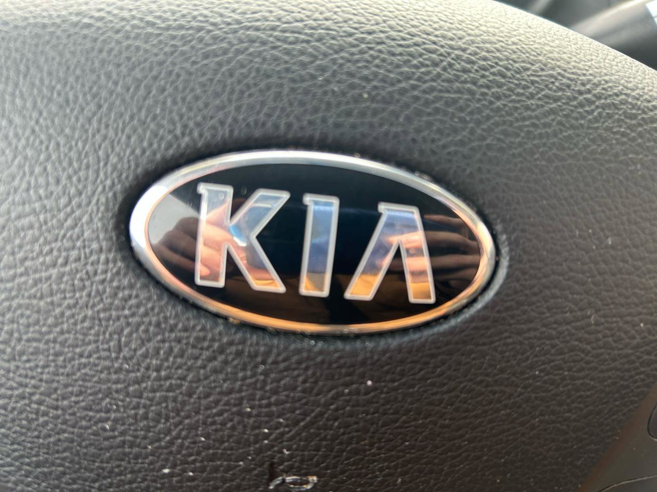 Used 2017 Kia Forte LX image 19